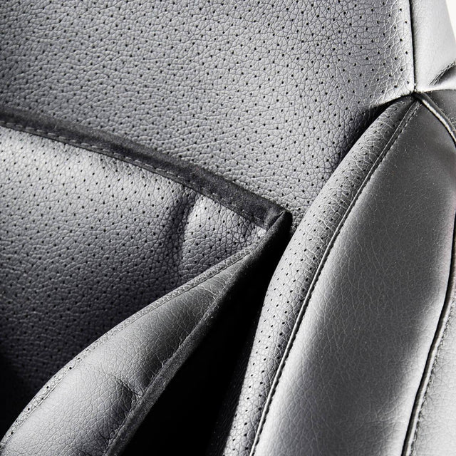 phil&teds evolution car seat close up view_black