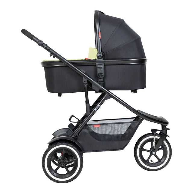 phil&teds snug carrycot on sport buggy side view_charcoal